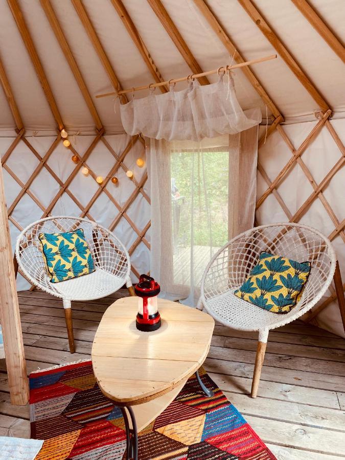 Wigwam, séjour ecolo glamping Frechet-Aure Extérieur photo