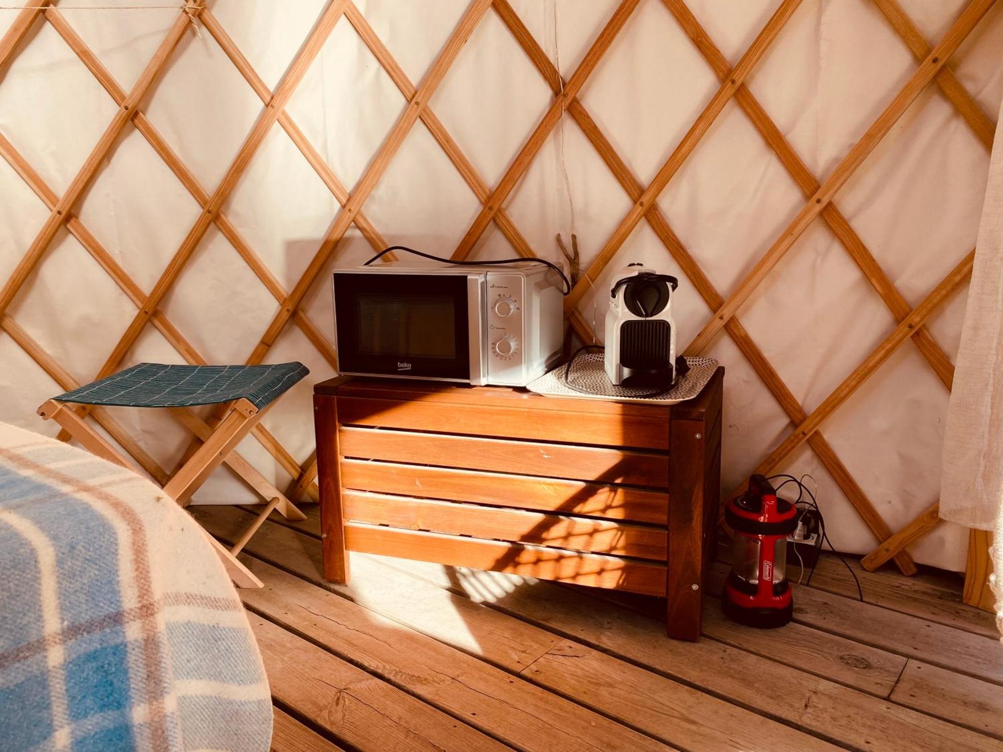 Wigwam, séjour ecolo glamping Frechet-Aure Extérieur photo